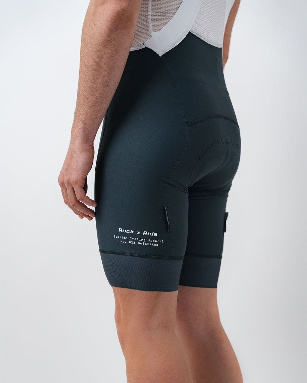 m pace bibs