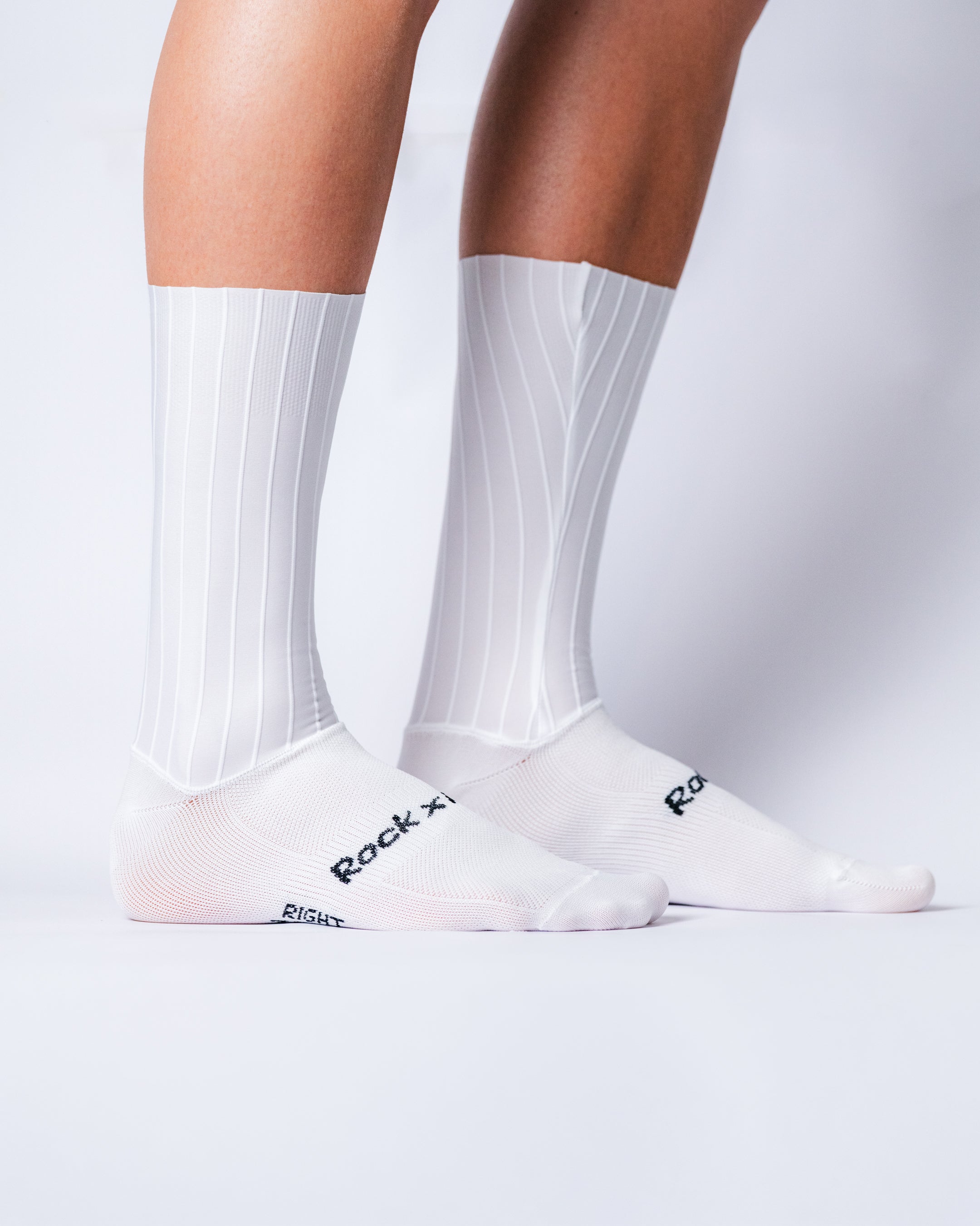 uni aero socks